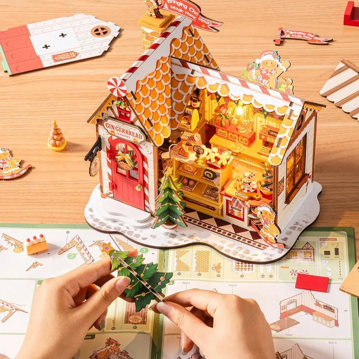 HiNooki - Christmas Gingerbread HouseDIY Miniature House