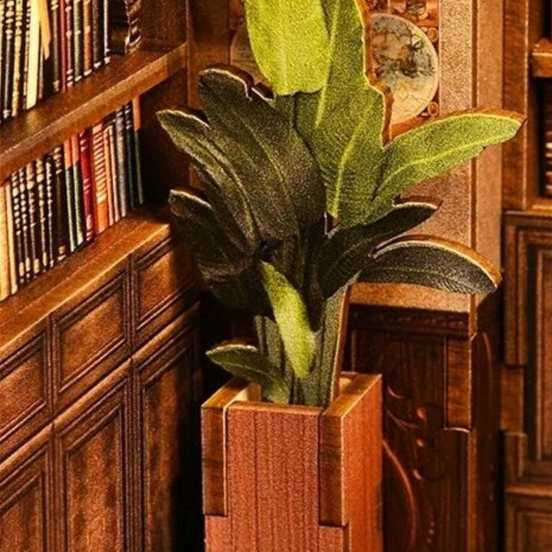 A leafy corner among the books