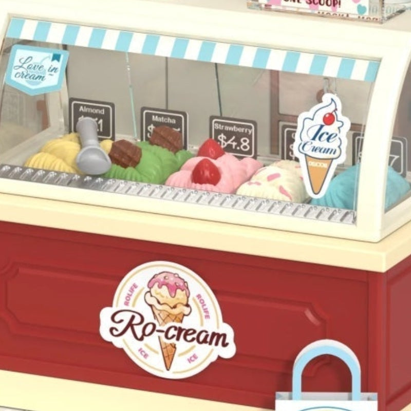 Scoops behind the glass