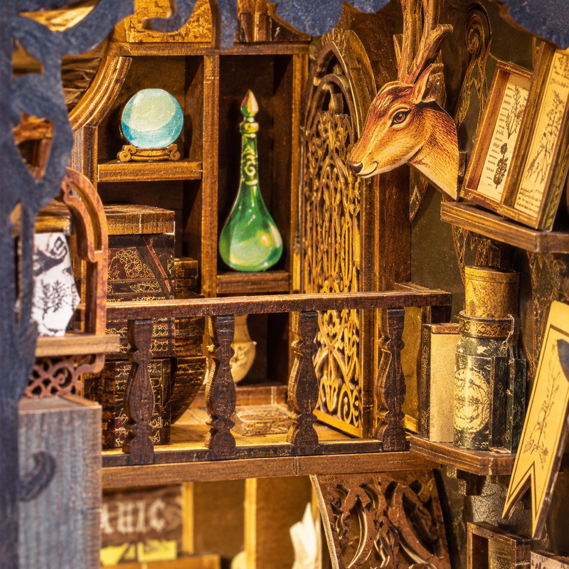 Curiosities on the balcony