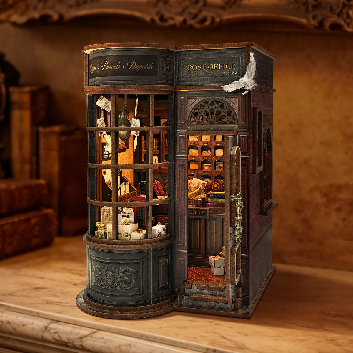 HiNooki - Night Owl CourierDIY Book Nook Kit