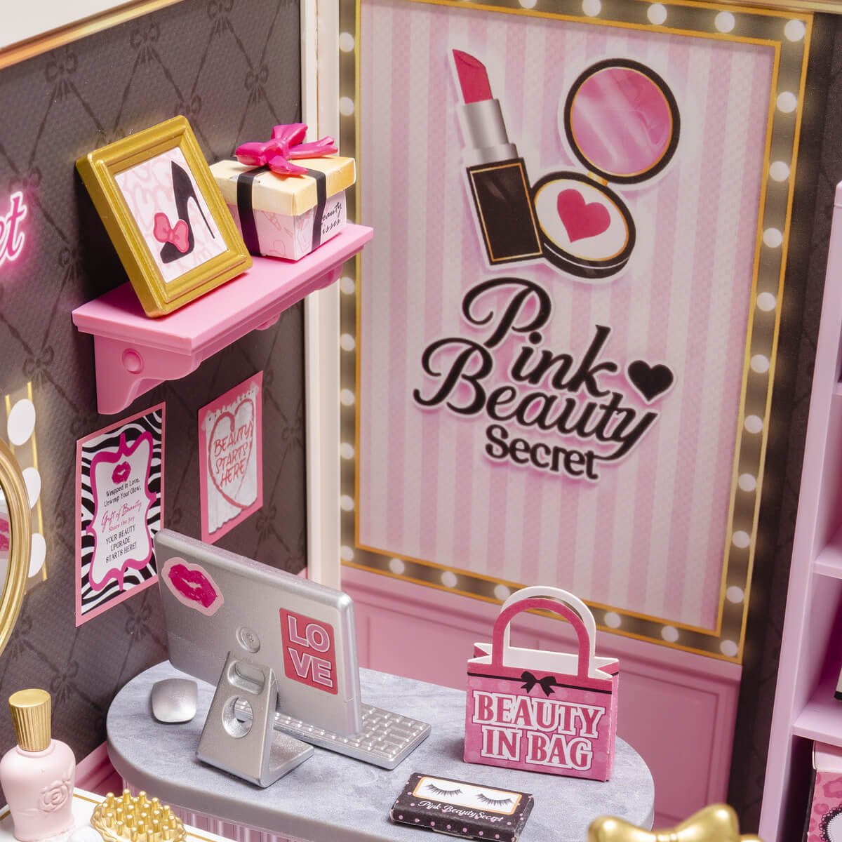 HiNooki - Pink Beauty SecretMiniature World