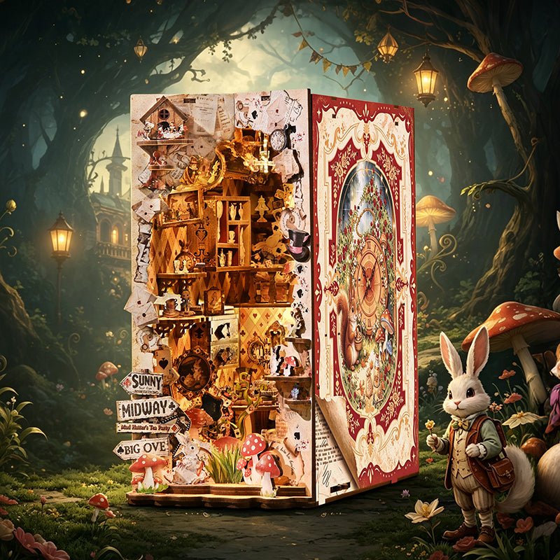 HiNooki - Adventures in the Book CrevicesBook Nook