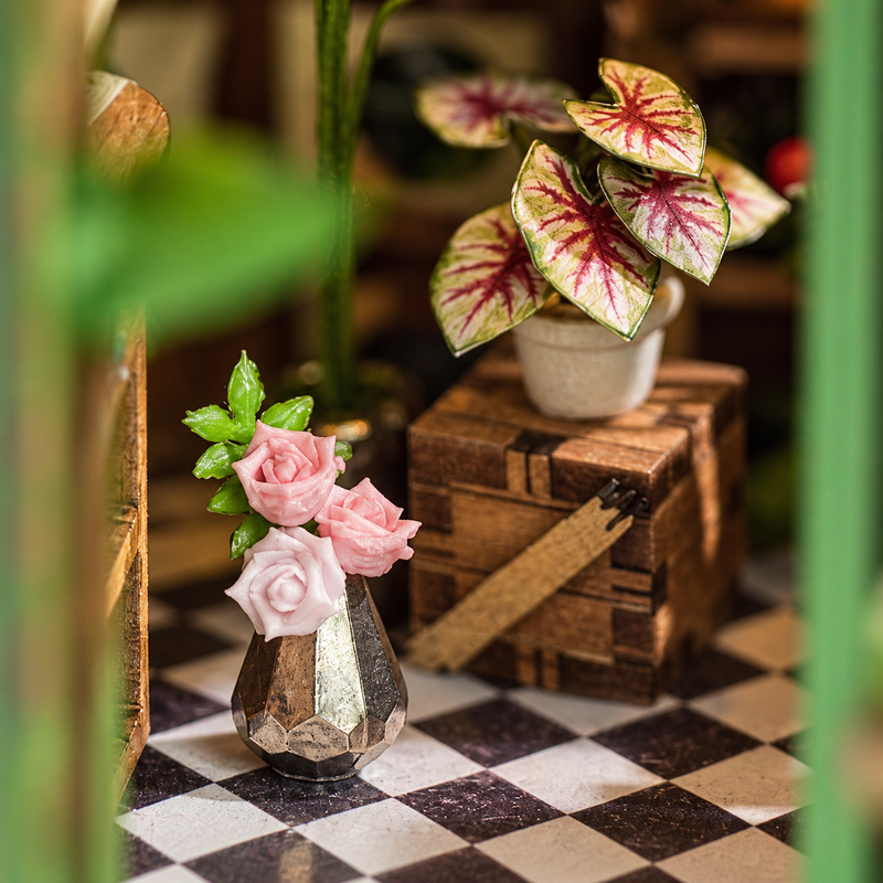 A quiet corner for arranging