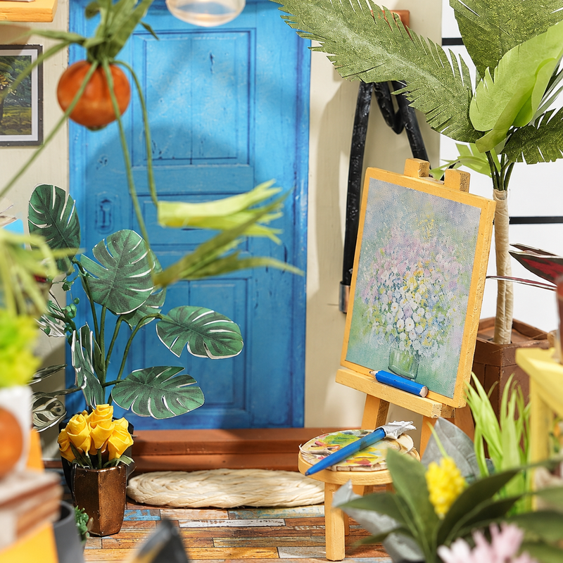 A painting corner among the plants