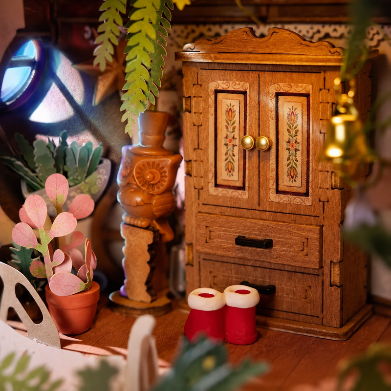 A wardrobe among the leaves