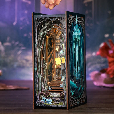 HiNooki - Gate of WonderlandBook Nook