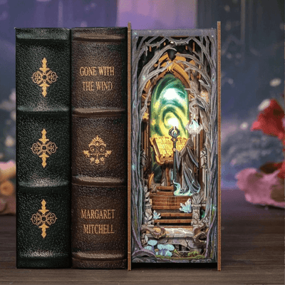 HiNooki - Gate of WonderlandBook Nook