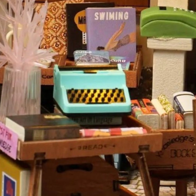 A typewriter among the books