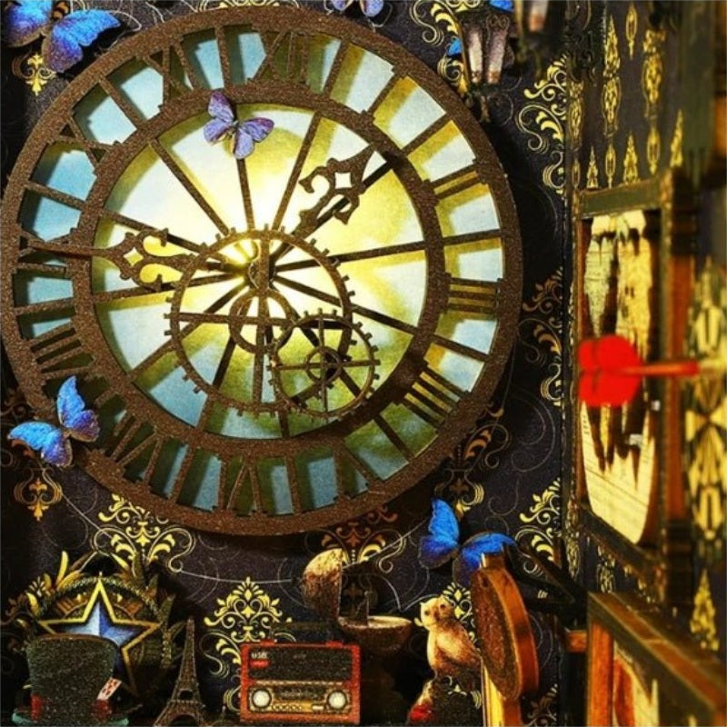 The clock above the clues