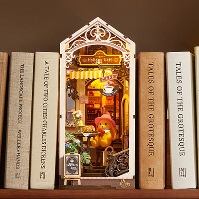 HiNooki - Holiday CafeBook Nook