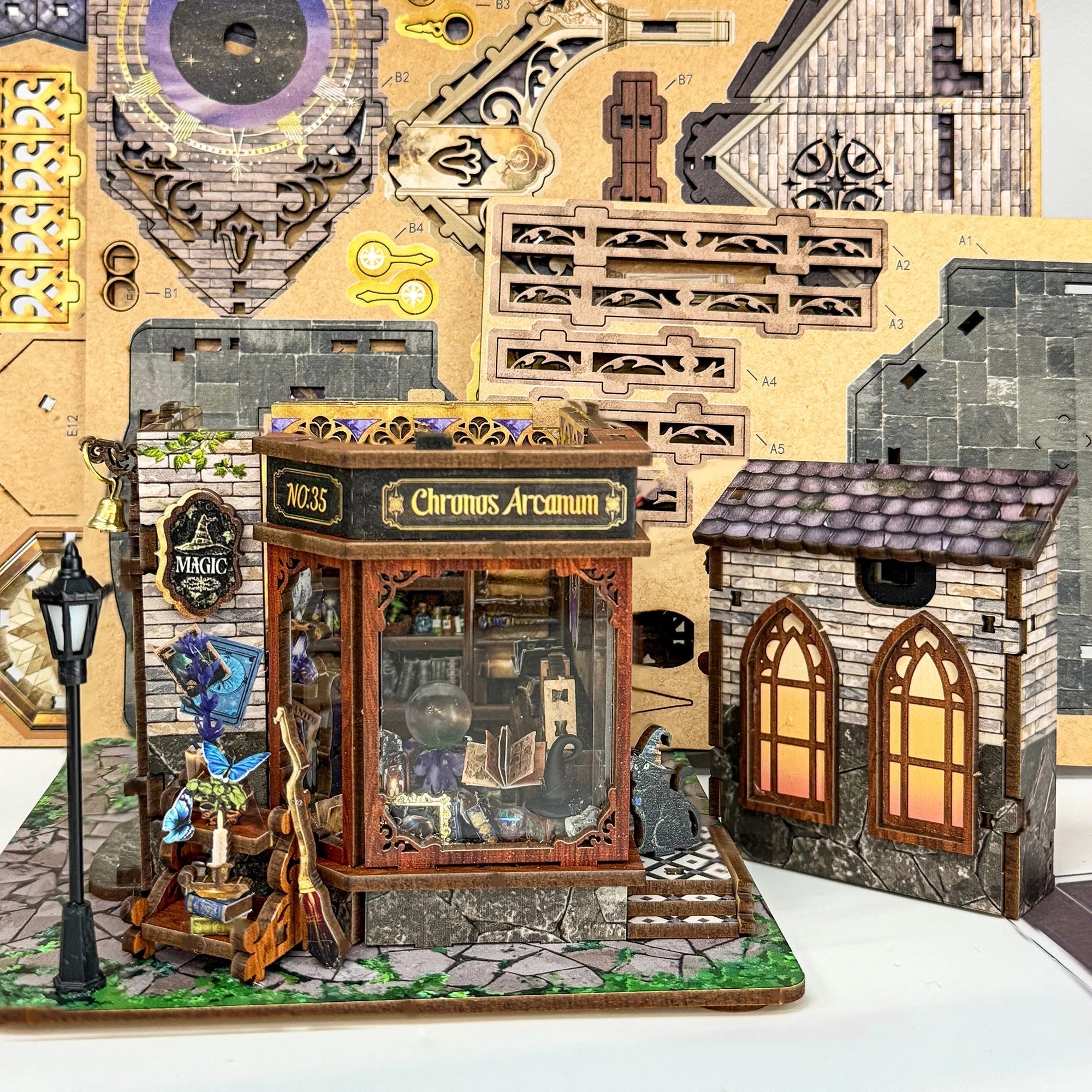 HiNooki - Magic Moon TowerBook Nook