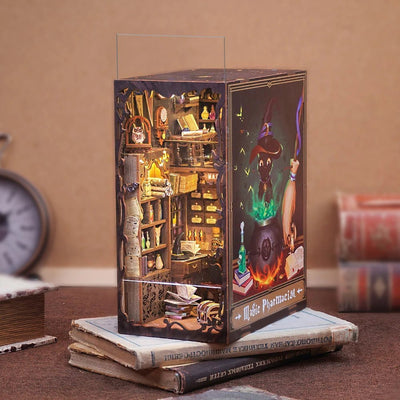 HiNooki - Magic PharmacistBook Nook