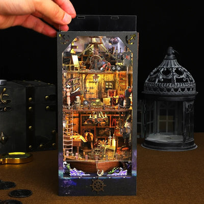 HiNooki - Magic Pirate ShipBook Nook