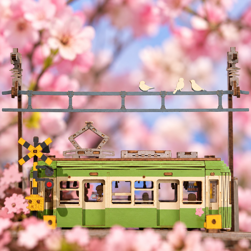 A pause above the tracks