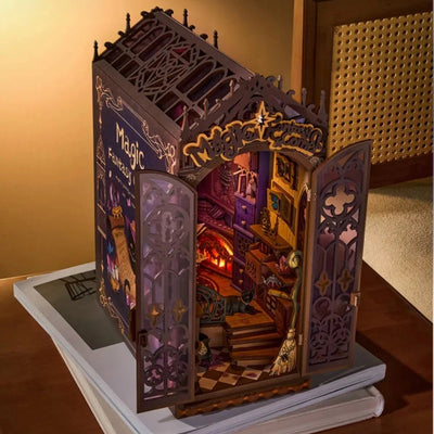 HiNooki - Witch's Fantasy CornerBook Nook