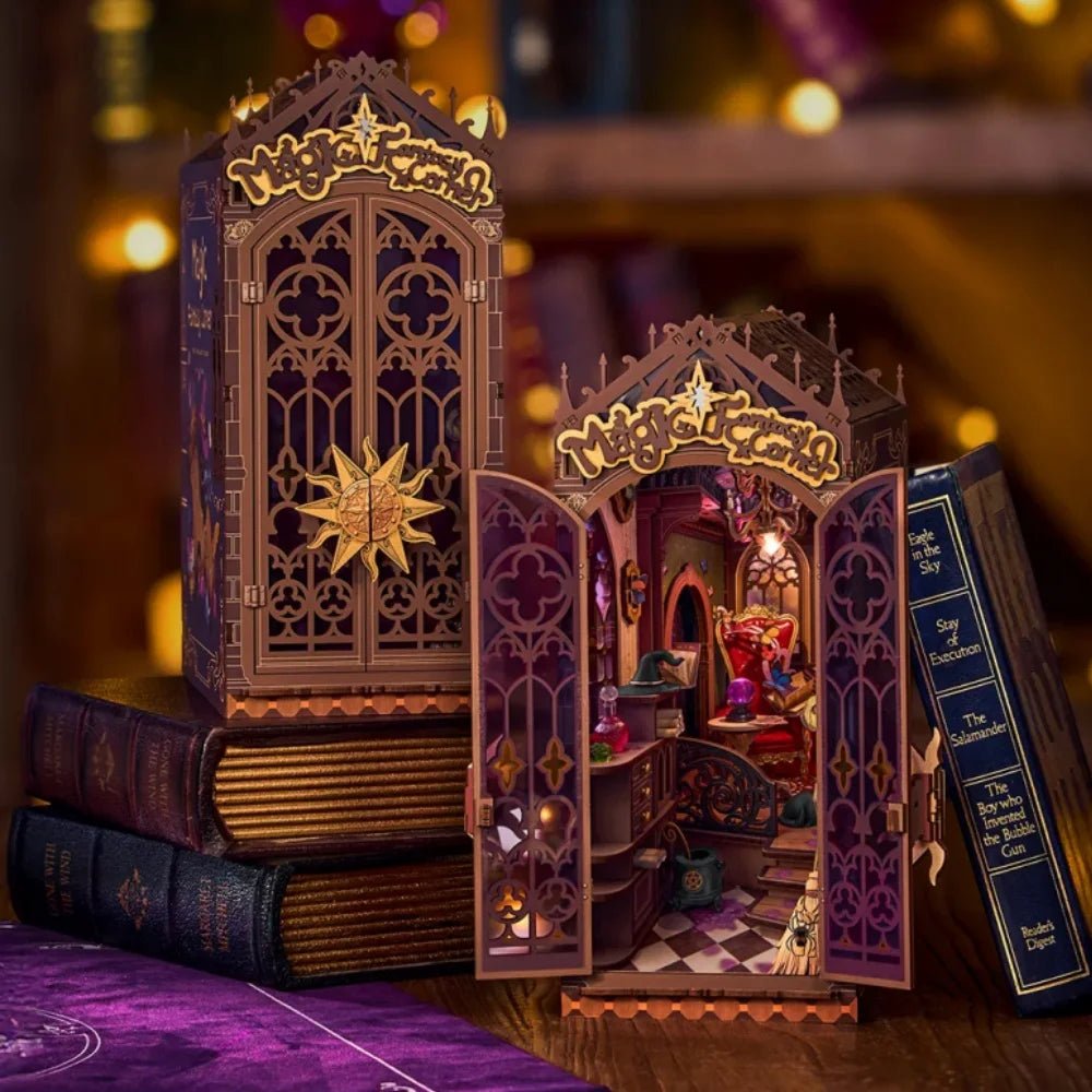 HiNooki - Witch's Fantasy CornerBook Nook